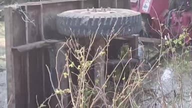 इटाढ़ी: इटाढ़ी पेट्रोल पंप के पास साइकिल सवार को बचाने में ट्रैक्टर पलटा, 2 लोगों की मौत