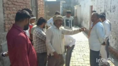 सिकंदराराऊ: हसायन के मोहल्ला अहीरान में सड़क व नाली निर्माण में घटिया सामग्री का आरोप, ग्रामीणों ने काम रुकवाया