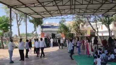 सोजत: सोजत आंगनबाड़ी केंद्र के निकट युवती के अपहरण की सूचना से लोगों में मची अफरा-तफरी, अभिभावक व पुलिस मौके पर पहुंचे