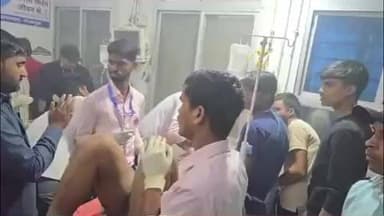 शेखपुरा: चकंदरा मोड़ के पास बाइक सवार को बचाने में छात्रों से भरी स्कॉर्पियो पलटी, एक की मौत, पूर्व विधायक मिलने पहुंचे