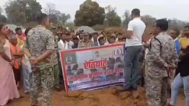 दंतेवाड़ा: दंतेवाड़ा पुलिस की ‘ऐतियात’ पहल: सामुदायिक पुलिसिंग से जन जागरूकता को मिल रही नई दिशा