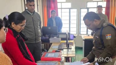 टिहरी: एसएसपी आयुष अग्रवाल ने पुलिस कार्यालय की विभिन्न शाखाओं का निरीक्षण किया, दिए आवश्यक दिशा-निर्देश