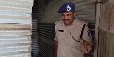 మేడ్చల్: బౌరంపేటలో కట్టెల పొయ్యిలో వేసి రెండు నెలల బాలుడిని హత్య చేసిన తల్లి