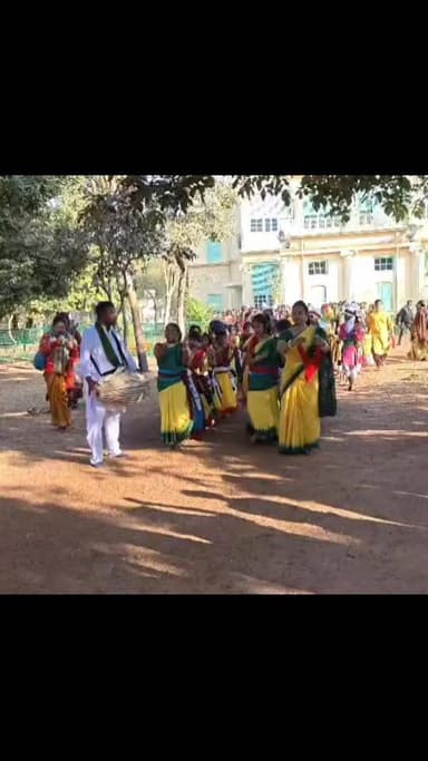 বসন্ত জাগ্রত দ্বারে! আর মাত্র কয়েকদিন পর রঙের উৎসব বসন্ত উৎসব!
#birbhumportal #birbhumnews #NewsUpdate #BreakingNews