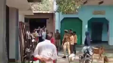 भदोही: चौरी में सोते युवक पर धारदार हथियार से किया गया हमला