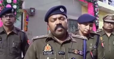 झांसी में माँ बेटे पर फायरिंग करने वाले मुख्य आरोपी सहित सभी आरोपियों को पुलिस ने किया गिरफ्तार !
#JhansiPolice #samacha...