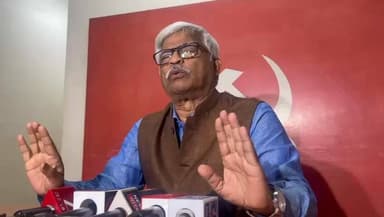 তিলজলা, মালদা, ভাঙর... গোটা রাজ্যজুড়ে তোলাবাজি দুষ্কৃতীরাজ চলছে
#BaruipurNews #বারুইপুর #Baruipur #sonarpurnews #সোনারপ...