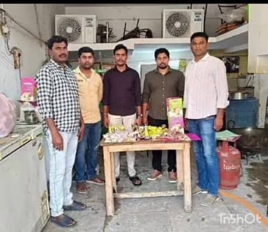 ఖాజీపేట: విష్ణుపురిలో కల్తీ ఐస్ క్రీమ్ ను స్వాధీనం చేసుకున్న టాస్క్ ఫోర్స్ పోలీసులు