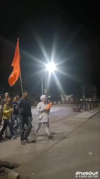 सुसनेर नगर में आज सुबह प्रभात फैरी में झूमते नजर आए लोग