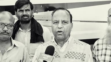 राजसमंद में बस संचालक भड़के- सुविधा न दे सकें तो सरकार क्यों ले रही टैक्स #rajsamandnews| #jaivardhannews
#rajsamand
...