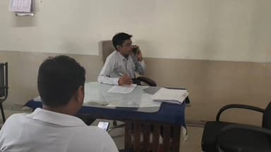 છોટાઉદેપુર: એસટી ડેપોમાં આચાર્ય અને ડેપો મેનેજર વચ્ચે બોલાચાલી થઈ, ડેપો મેનેજરે શું કહ્યું? જુઓ