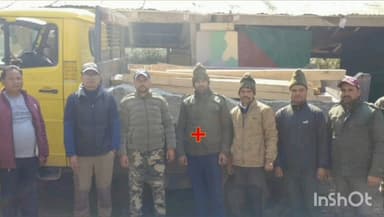 राजगढ़ी: वन विभाग की गश्ती टीम ने नौगांव मुंगर पुल के पास देवदार की लकड़ियों से भरे ट्रक को पकड़कर मौके पर किया सीज