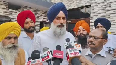 ਗੁਰਦਾਸਪੁਰ: ਪਿੰਡ ਗਾਦੜੀ ਦੇ ਸ਼ਹੀਦ ਹੋਏ ਏਐਸਆਈ ਗੁਰਨਾਮ ਸਿੰਘ ਦੇ ਪਰਿਵਾਰ ਨਾਲ ਦੁੱਖ ਸਾਂਝਾ ਕਰਨ ਲਈ ਪਹੁੰਚੇ ਅਕਾਲੀ ਦਲ ਦੇ ਆਗੂ ਬਿਕਰਮਜੀਤ ਸਿੰਘ ਮਜੀਠੀਆ