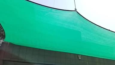 बुरहानपुर: जिला अस्पताल में मरीजों को गर्मी से बचाने के लिए प्रबंधन ने इमरजेंसी कक्ष और ओपीडी में लगाई ग्रीन नेट