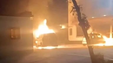 खड्डा: नेबुआ नौरंगिया में बीडीओ की निजी और सरकारी गाड़ियों में आग, देर रात मची सनसनी