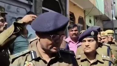 कायमगंज: मोहल्ला कूंचा गंगादरवाजा में वृद्ध दंपति की हत्या के मामले पर कानपुर परिक्षेत्र के DIG हरीश चंदर ने मीडिया को दी जानकारी