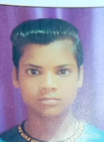 कासगंज: सोरों के 17 वर्षीय छात्र कपिल की हाई स्कूल का पेपर देने के बाद बिगड़ी हालत, जिला अस्पताल में डॉक्टरों ने किया मृत घोषित