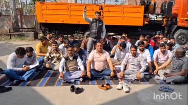 बापौली: छाजपुर सब डिवीजन बिजली निगम कर्मचारियों ने पांचवें दिन भी एसडीओ के खिलाफ धरना दे प्रदर्शन किया।