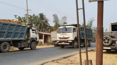 ফের সক্রিয় হয়ে পড়েছে ঝামা পাথর সিন্ডিকেট চক্র, প্রতিদিন শতাধিক ঝামা পাথর বোঝাই ডাম্পার ট্রাক অবৈধভাবে পাচার হচ্ছে বহি...