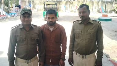 बेन: शराब के नशे में धुत्त एक नशेड़ी को पुलिस ने थाना गेट के पास से किया गिरफ्तार