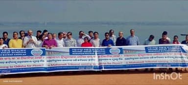 କଟକ ପୌରାଞ୍ଚଳ: ମହାନଦୀ ବଞ୍ଚାଓ ଆନ୍ଦୋଳନ ପକ୍ଷରୁ କଟକ ଗଡଗଡିଆ ଘାଟରେ ଏକ ସତ୍ୟାଗ୍ରହ ଅନୁଷ୍ଠିତ