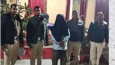 लोकहा थाना क्षेत्र में छापेमारी, 45 लीटर देशी शराब बरामद, एक आरोपी गिरफ्तार #SupaulNews #VIRALNEWSTODAY #supaulpolice #f...