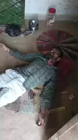 #ग्राम pathra में कुछ लोगो ने मारपीट कर दी हैं #