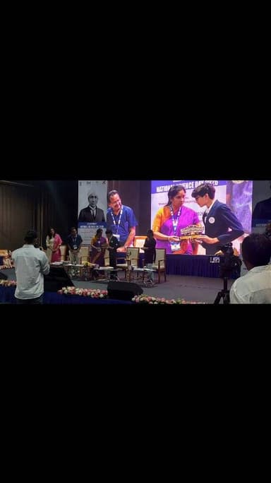 વડોદરાના વ્રજ પટેલની અનોખી સિદ્ધિ. નાની ઉંમરે મેળવ્યો મોટો પુરસ્કાર #વડોદરા