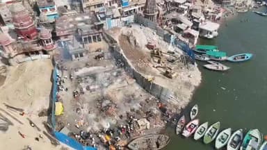 वाराणसी, उत्तर प्रदेश: मसान होली के दौरान मणिकर्णिका घाट पर मसानी होली खेली गई।
News4Bihar #mashanholi #masanholi #varan...