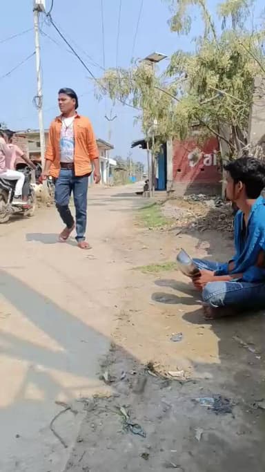 #कैमरे में कैद #भिखारी की करतूत #comedy #funny #trending #viral #fun #entertainment #memes #2026shorts #followme