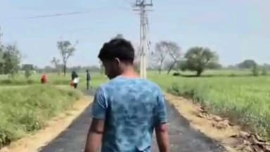 सहावर: जारई से खेरिया तक सड़क का मानक के अनुसार कार्य नहीं हुआ, कार्रवाई की मांग को लेकर वीडियो हुआ वायरल