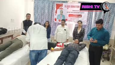 ବରିଷ୍ଠ ଓକିଲ ସ୍ବର୍ଗତ ଗୌରିଶ୍ୟାମ୍ ପଣ୍ଡାଙ୍କ ସ୍ମୃତି ଉଦ୍ଦେଶ୍ୟରେ ସୁବର୍ଣ୍ଣପୁର ଜିଲ୍ଲା ଓକିଲ ସଂଘ ପକ୍ଷରୁ ସଂଘ କାର୍ଯ୍ୟାଳୟ ଠାରେ ରକ୍ତଦାନ...