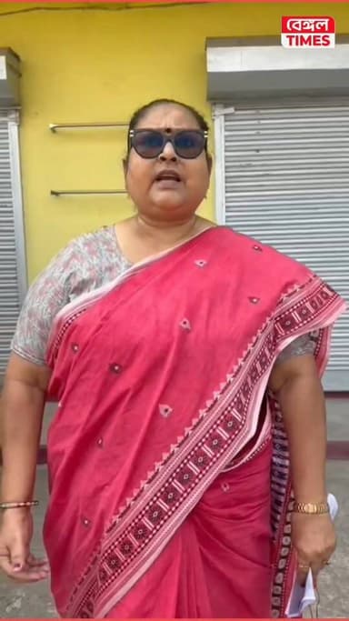 বৈধ ভোটারের নাম বাদ দেওয়া চেষ্টা কমিশনের ? বিচারাধীনের তালিকায় চন্ডীতলার তিনবারের বিধায়ক স্বাথী খন্দকারের নাম।