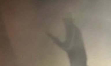 नारासन: गोदावरी होटल के पास बस और कार की टक्कर के बाद लगी भयंकर आग, दोनों जलकर हुई राख