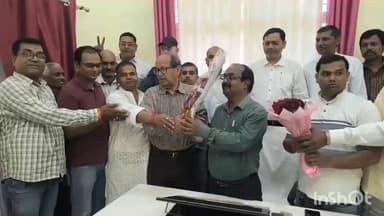 मुशहरी: सिविल सर्जन डॉक्टर सुधीर कुमार पदभार ग्रहण करने के साथ ही कर्मियों को बेहतर स्वास्थ्य सेवा बहाल करने लिए कई निर्देश दिए