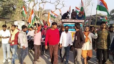 मांझी: मांझी के चकिया में शहीद जवान जयप्रकाश यादव को नम आंखों से अंतिम विदाई दी गई, उमड़ा जनसैलाब