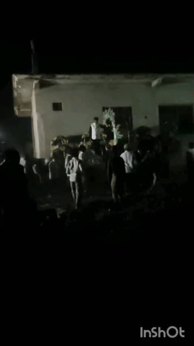 औरैया: ग्राम बरमुपुर में बारात में डीजे को लेकर बवाल, मारपीट व पथराव में युवक घायल, तहरीर के आधार पर पुलिस ने मुकदमा दर्ज किया