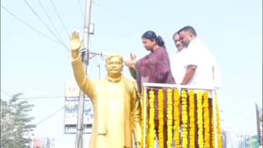 కరీంనగర్: ఉమ్మడి ఆంధ్రప్రదేశ్ మాజీ స్పీకర్ శ్రీపాద రావు జయంతి వేడుకల్లో పాల్గొని నివాళులు అర్పించిన జిల్లా కలెక్టర్ చిత్రా మిశ్రా
