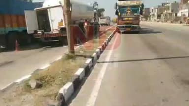 सांवरा ओवरब्रिज पर भीषण सड़क हादसा, तीन वाहन टकराए
कंटेनर ने डीसीएम को मारी टक्कर, विपरीत दिशा में जा घुसी
दो चालक केब...