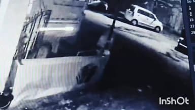 અમદાવાદ શહેર: ઘોડાસરમાં વૃદ્ધાએ કર્યુ આત્મવિલોપન, સીસીટીવી આવ્યા સામે