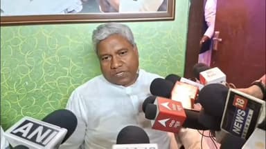 गया टाउन सीडी ब्लॉक: गया में मंत्री संतोष कुमार सुमन ने बिहार के सभी 5 राज्यसभा सीटों पर किया दावा, ईरान-इजरायल युद्ध पर दिया बड़ा बयान