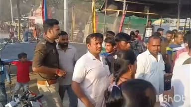 छिबरामऊ: कसावा के रामलीला मैदान में लगे मेले में झूले को लेकर दो पक्षों में विवाद, मारपीट का वीडियो हुआ वायरल