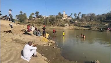 आबू रोड: माउंट आबू के सालगांव तालाब में एक युवक के डूबने से मचा हड़कप, मौके पर पहुंची पुलिस और नगर पालिका की आपदा दल की टीम