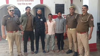 जानसठ: भोपा थाना पुलिस ने दबिश के दौरान चार सट्टेबाजों को किया गिरफ्तार, ₹1865 की नगदी और तीन मोबाइल बरामद