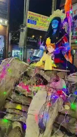 होली का त्योहार में कर्वी पुरानी बाजार की सुंदर होलिका दहन रात 12 बजे होगा ।।