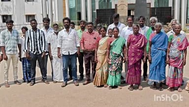 அரியலூர்: புதுக்குடி தெற்கு காலனி தெருவை சேர்ந்தவர்கள், தங்களுக்கு வழங்கப்பட்ட இடத்தை அளந்து தரக்கோரி ஆட்சியரகத்தில் மனு