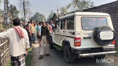 पुरैनी: पुरैनी थाना क्षेत्र: जमीनी विवाद में रिश्तेदार को बंधक बनाकर मारपीट, दो गिरफ्तार