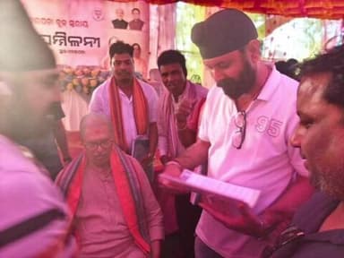 କଣ୍ଟାବାଞ୍ଜି: ଦୁଇଟି ଦାବି ନେଇ କଣ୍ଟାବାଞୀ ପ୍ରେସକ୍ଳବ ପକ୍ଷରୁ ବେଲପଡା ରେ ଉଫ ମୁଖ୍ୟମନ୍ତ୍ରୀ ଙ୍କୁ ଦେଲେ ଦାବିପତ୍ର