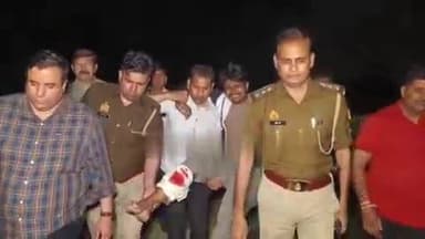 बुढ़ाना: पुलिस और ₹15000 के इनामी बदमाश के साथ हुई मुठभेड़, पैर में गोली लगने पर बदमाश गिरफ्तार, एक तमंचा 315 और 2 कारतूस बरामद