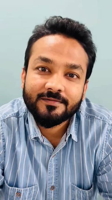 नौगढ़: होली के रंगों से त्वचा को नुकसान से बचने के लिए त्वचा रोग विशेषज्ञ डा. अरफुल खान ने दी जरूरी सलाह